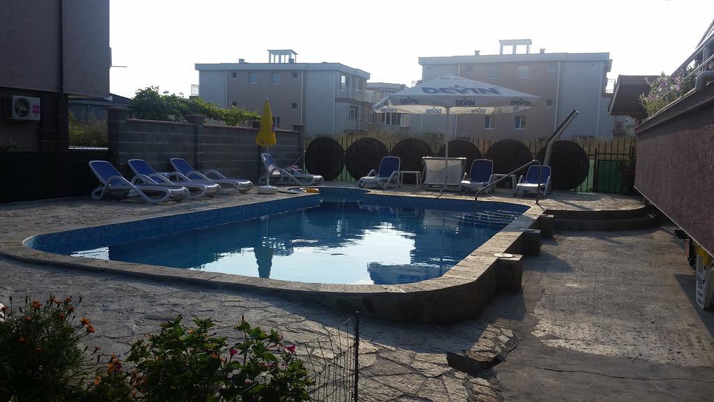 Dimitrov Apartments Burgas Exteriör bild