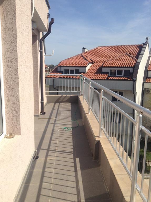 Dimitrov Apartments Burgas Exteriör bild